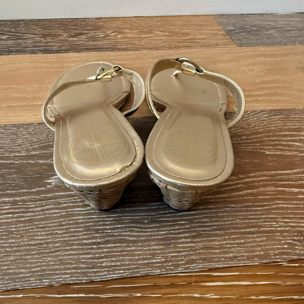 Lilly Pulitzer Mckim Wedge gold Sandals size 9 - Picture 7 of 10